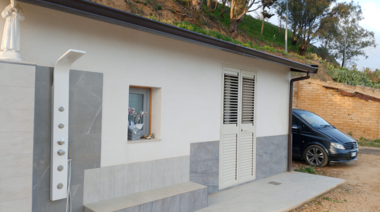 Spread the balance over 10 years - 3 bed house in Sicily, Italy