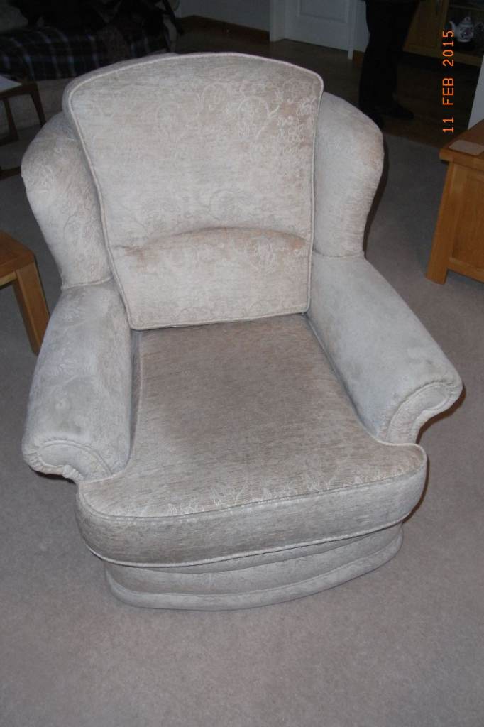 High backed two seater settee Wanted