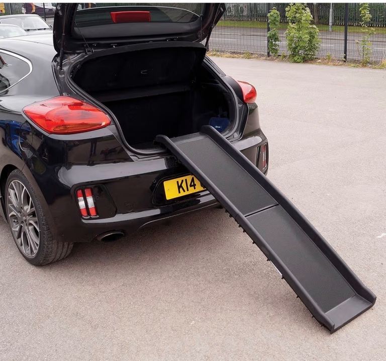 Folding dog ramp for car and van