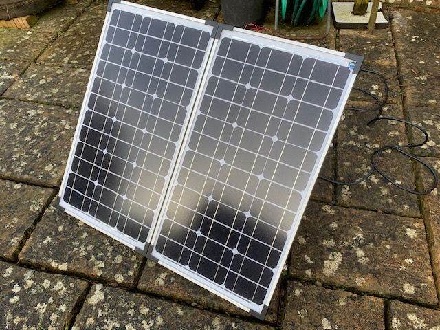 Folding portable 12volt solar panel.
