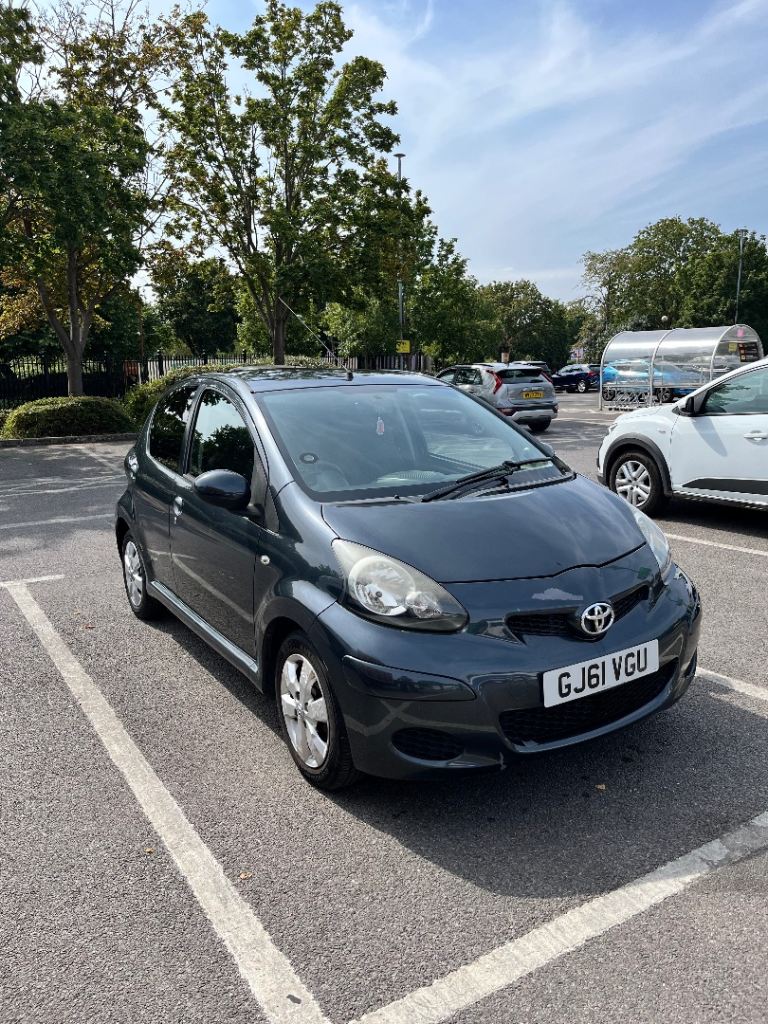 Toyota, AYGO, Hatchback, 2011, Manual, 998 (cc), 5 doors