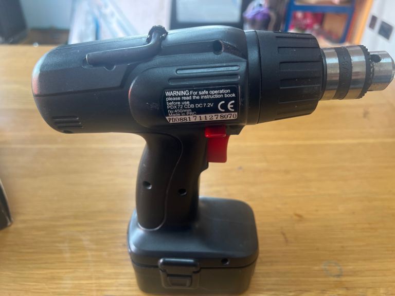 Cordless drill driver
