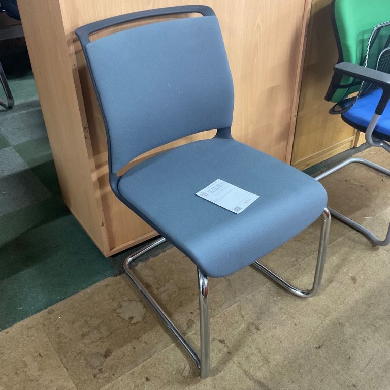 20 x Grey with Silver Legs Office/Conference Chairs