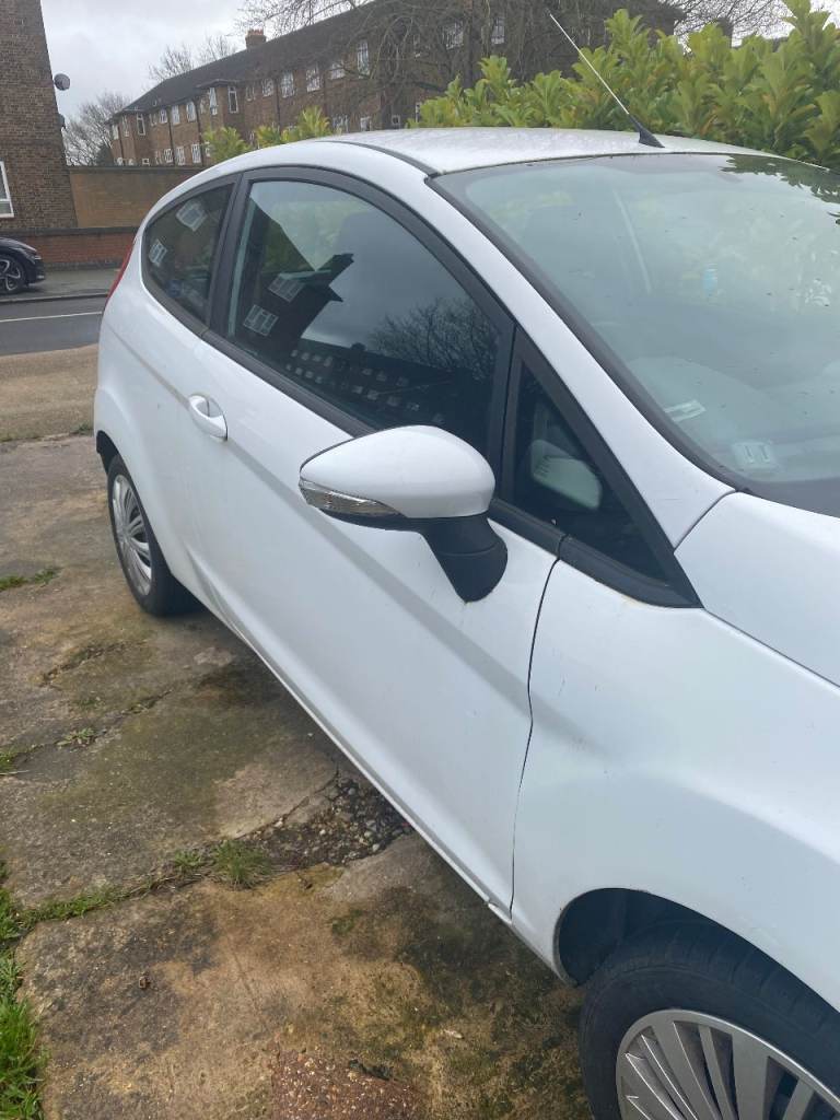 Ford, FIESTA, Hatchback, 2011, Manual, 1388 (cc), 3 doors