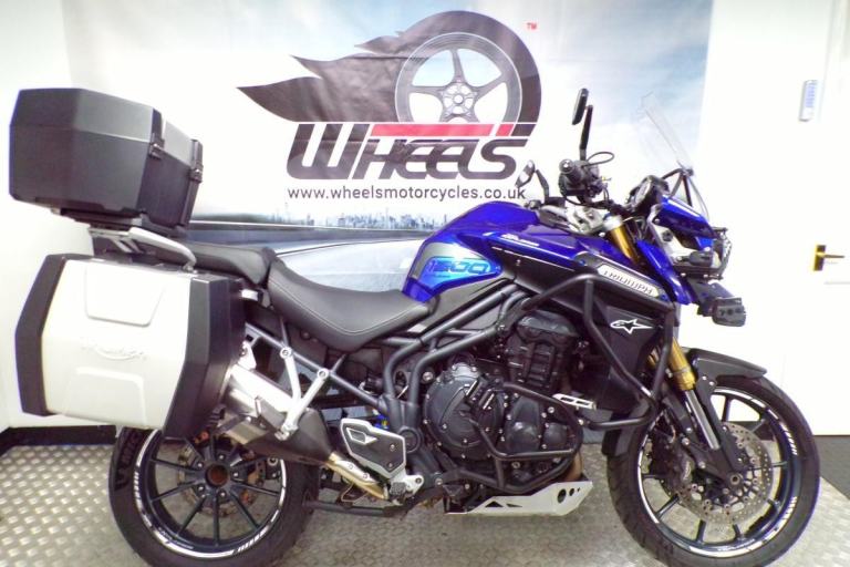 2012 TRIUMPH EXPLORER 1215 WITH FULL TRIUMPH LUGGAGE