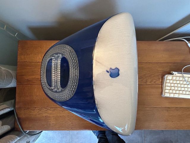 Apple iMac G3/400 DV Blueberry, 2000, 10GB, 512MB, One Owner
