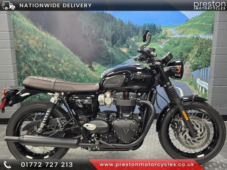 TRIUMPH BONNEVILLE T120 BLACK