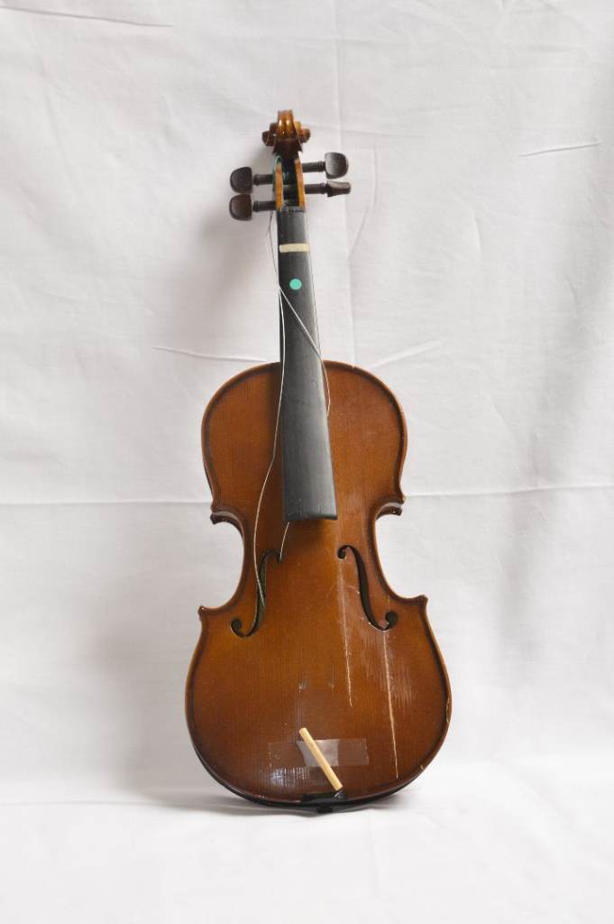 Old Violin – Project or Repair