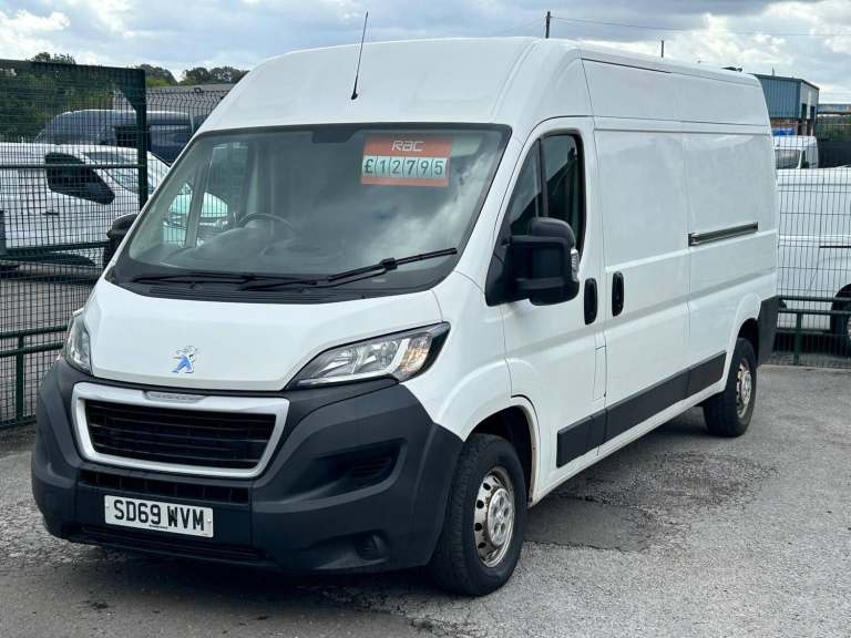 2019 Peugeot Boxer 2.2 BlueHDi H2 Professional Van 140ps PANEL VAN DIESEL Manual