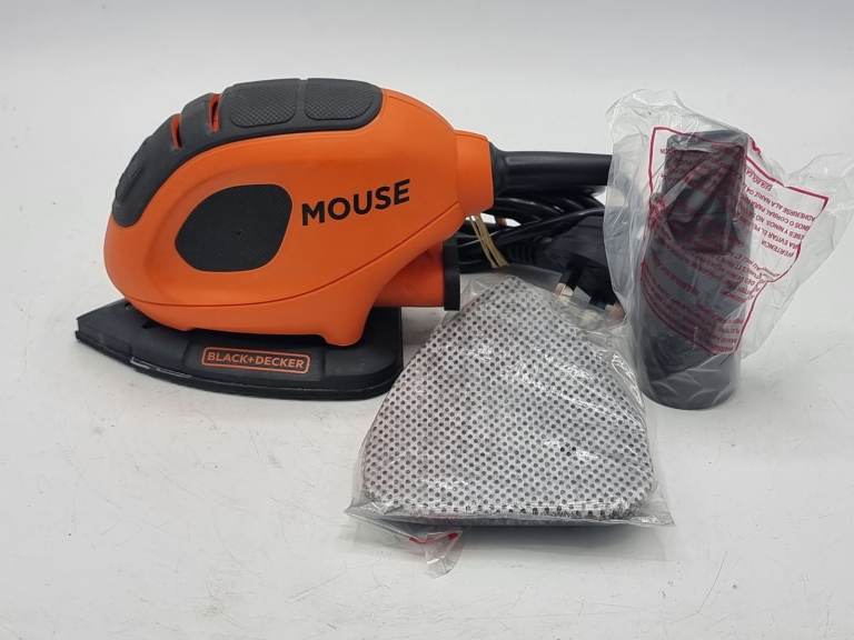 Black and Decker BEW230 55w Corded Mouse Detail Sander