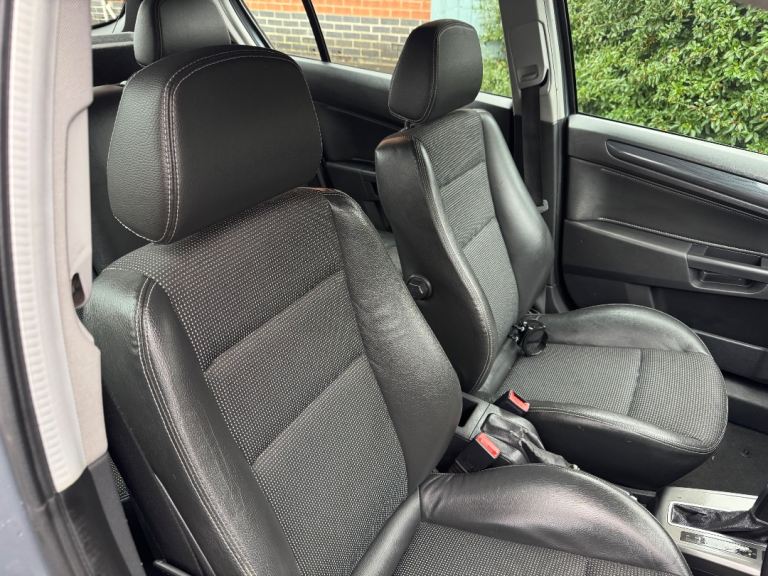 2004 VAUXHALL ASTRA DESIGN 1.8 AUTOMATIC 