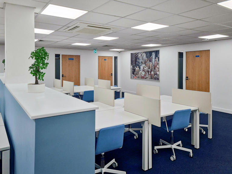 Hitchin - SG40TY \ Coworking Access Plan with No Fixed Desk