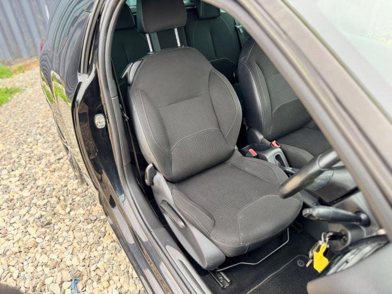 2015 DS Automobiles DS 3 1.6 BlueHDi DStyle Nav Euro 6 (s/s) 3dr HATCHBACK Diesel Manual