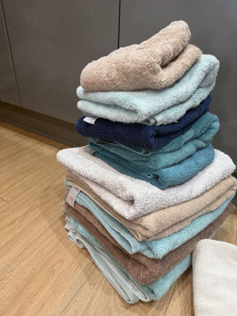 Bundle of 11 towels - £5 (Wallisdown)