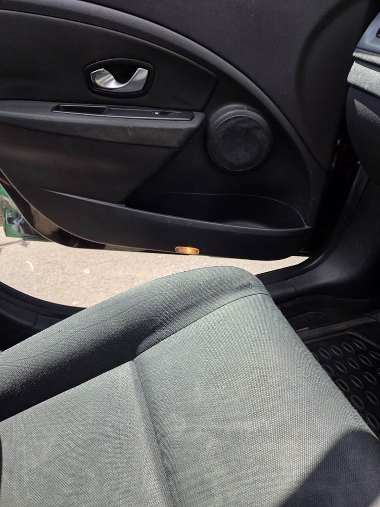 Renault, MEGANE, Hatchback, 2010, Manual, 1598 (cc), 5 doors