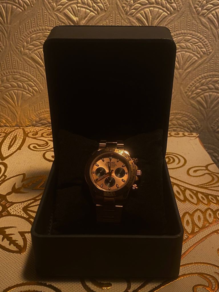 Seiko Chronograph Watch Gold - Good Condition with Box