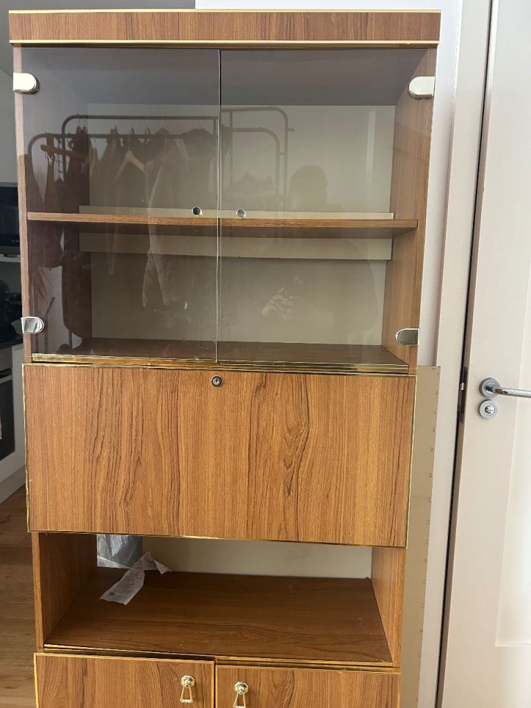 FREE: Vintage Mid-Century Modern Wall Unit / Bookcase