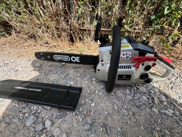 Spear & Jackson petrol chainsaw good working order 