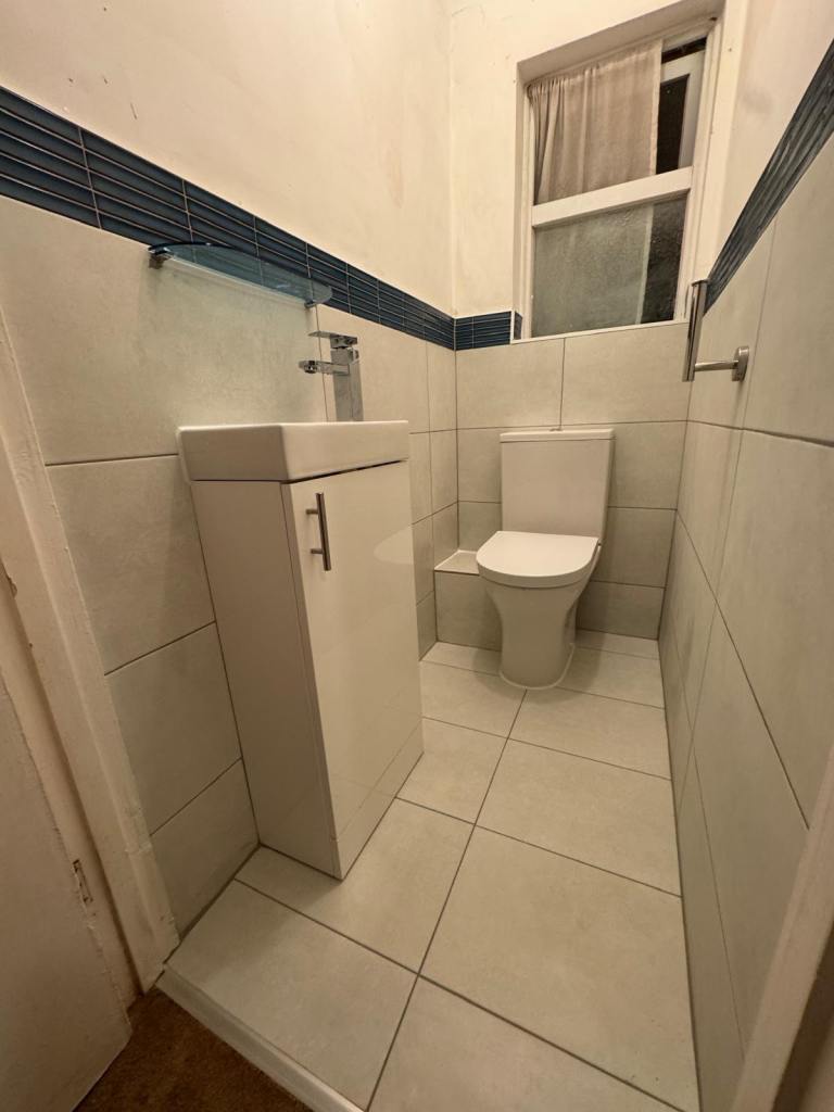 PLUMBER,TILER AND HANDYMAN 