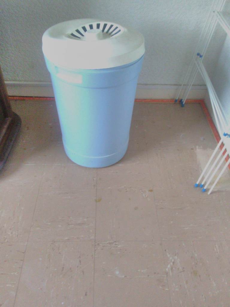 Plastic washing basket 