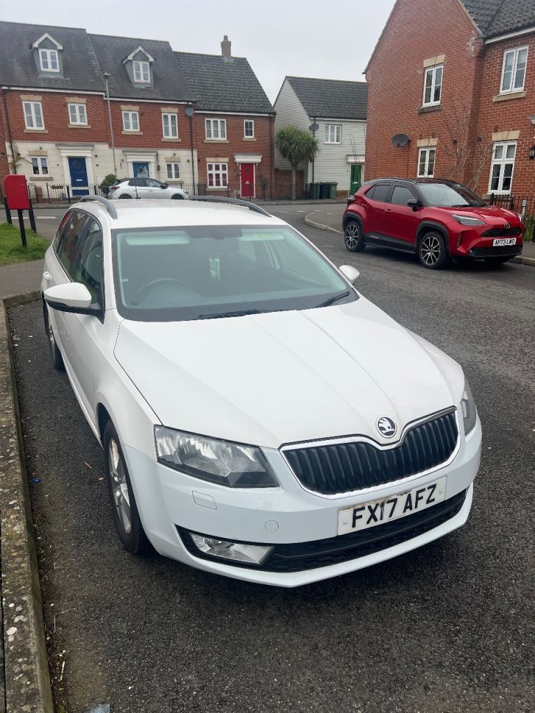 Skoda, OCTAVIA, Estate, 2017, Manual, 1968 (cc), 5 doors