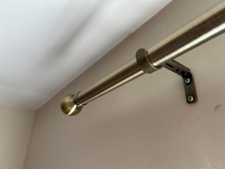 Brass curtain pole 160cm