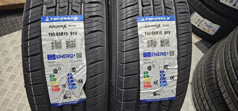 195 65 15   2 x New!! tyres Traingle Advante X All Seasons