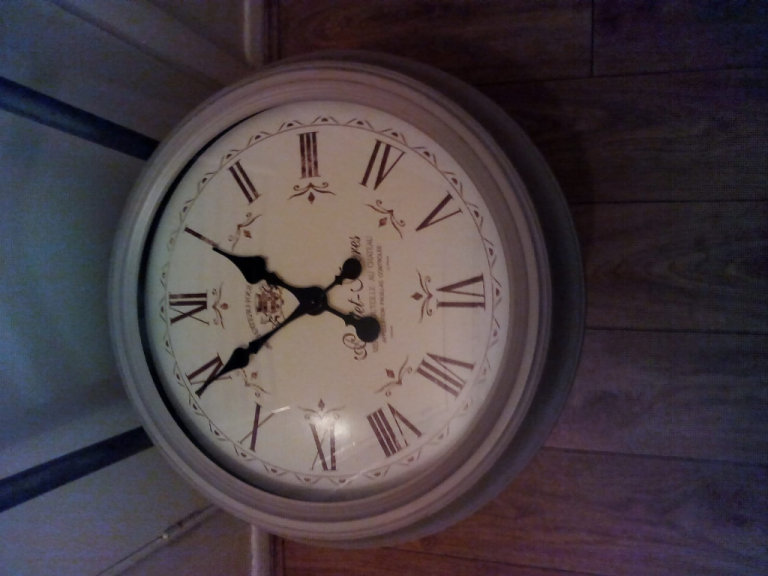 Large wall clock