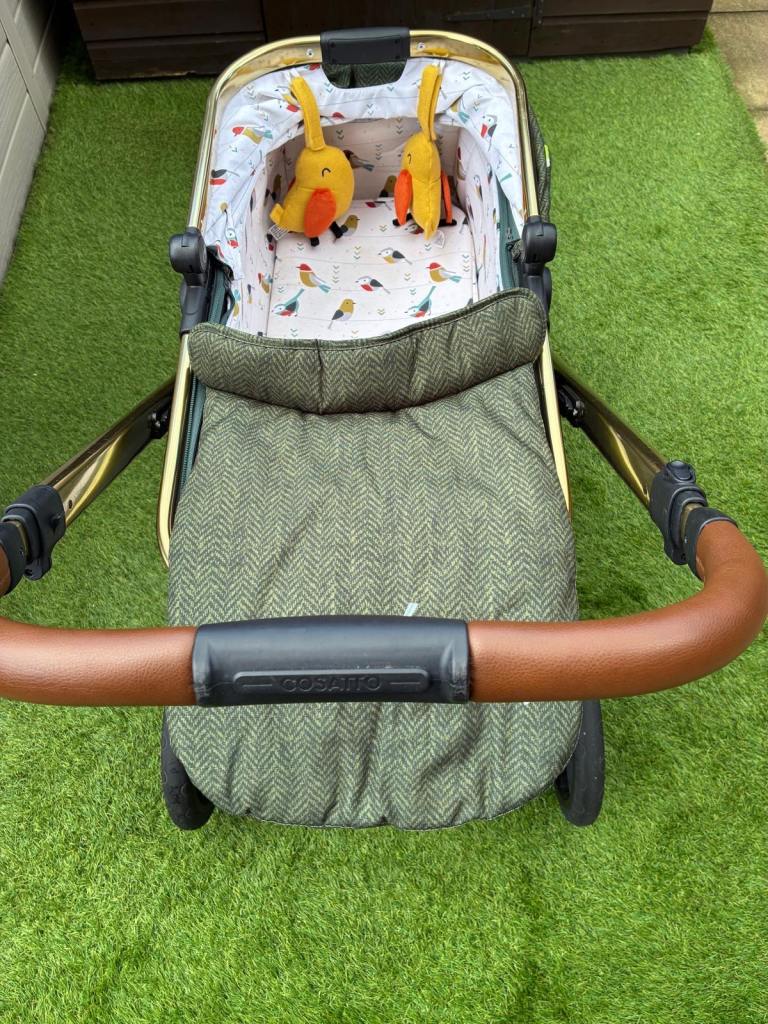 Cossatto Bassinet and Pram 