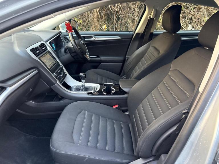 2015 Ford Mondeo 2.0 TDCi ECOnetic Zetec Euro 6 (s/s) 5dr Diesel