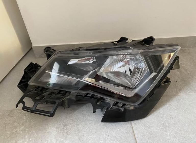 Headlight SEAT ATECA h7 led