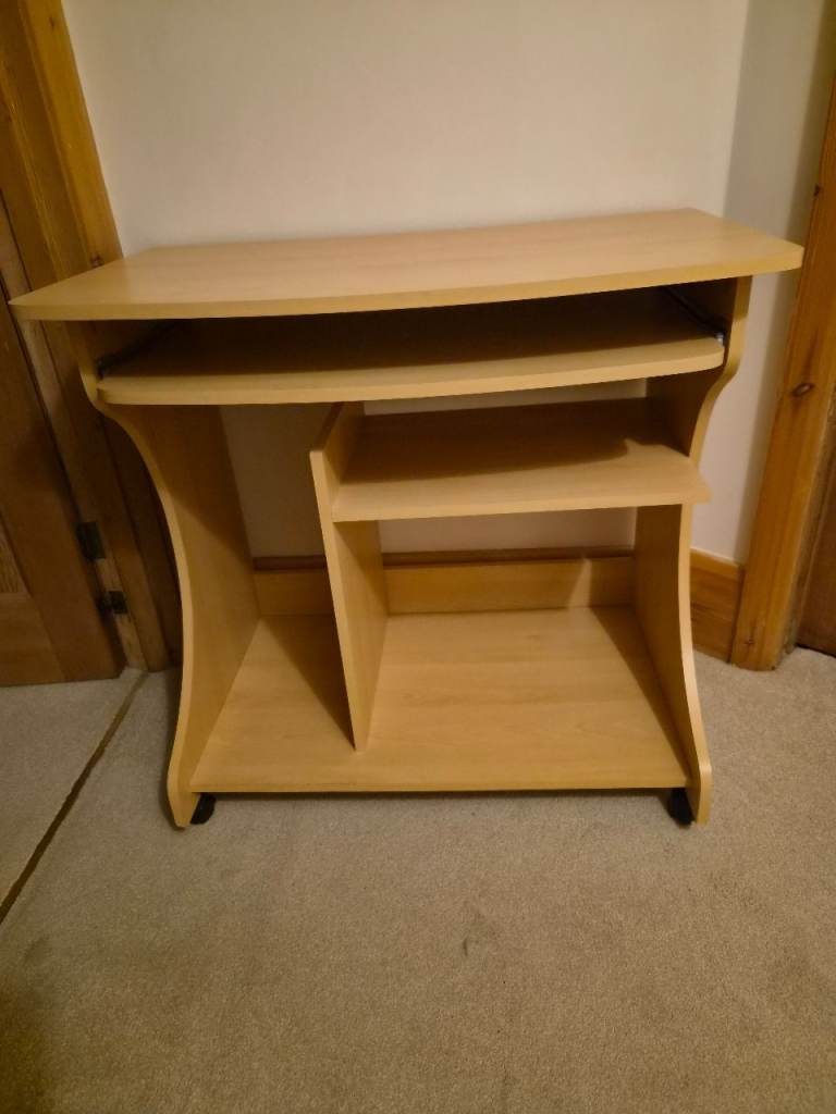 Wooden Computer Desk with Pull-Out Keyboard Tray – Good Condition, £5. ...