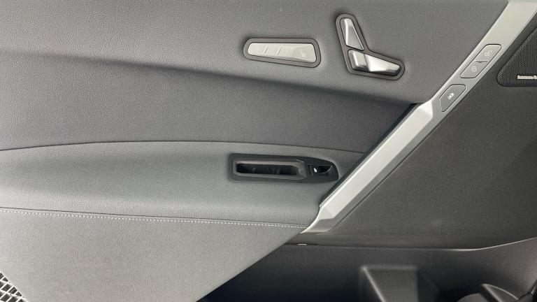 2025 BMW iX 300kW xDrive45 M Sport 101kWh 5dr Auto Electric Estate Estate Electric Automatic