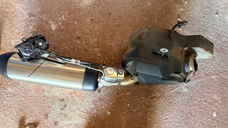 Genuine Triumph Speed Triple 1200RS Exhaust 