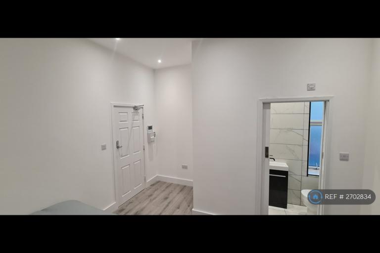 1 bedroom in Southchurch Road, Southend-On-Sea, SS1 (#2702834)