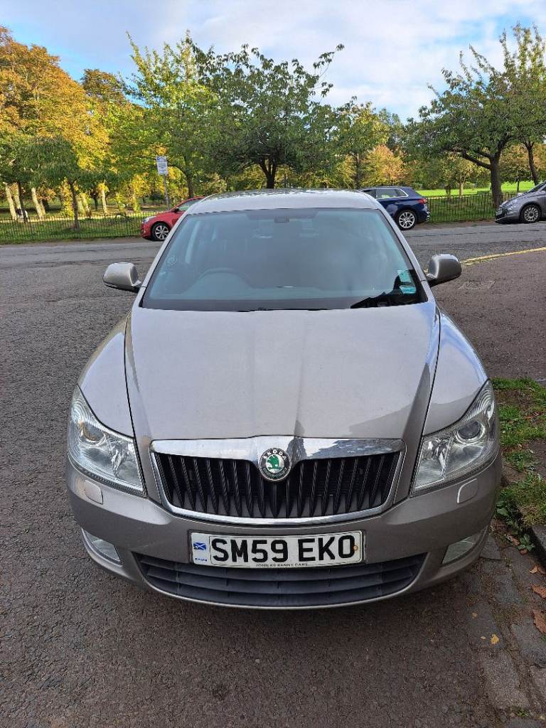 Skoda Octavia Mark 2, 2009, Hatchback, petrol, good condition but needs new clutch. Still driveable 