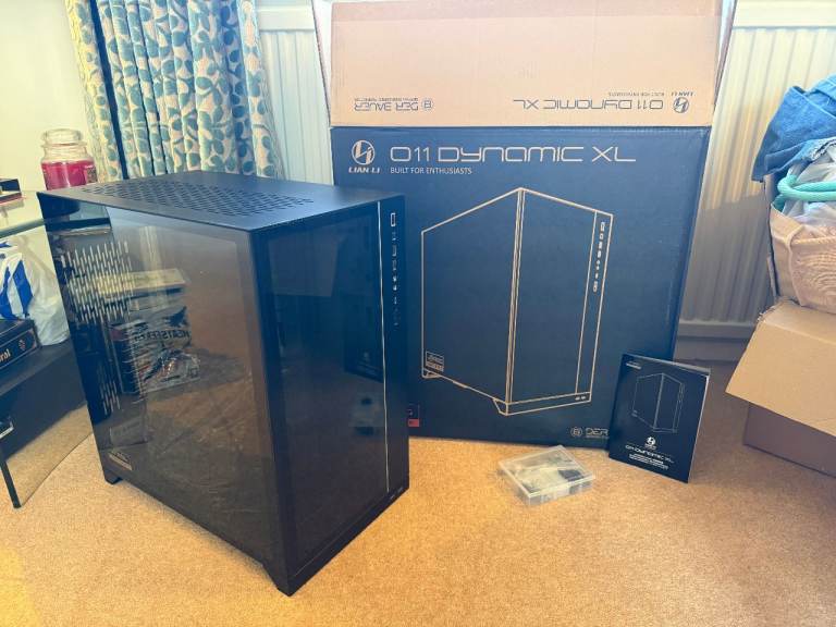 Lian Li O11 Dynamic XL Full Tower Case + Corsair RM1000x 1000W PSU - Great Condition Bundle