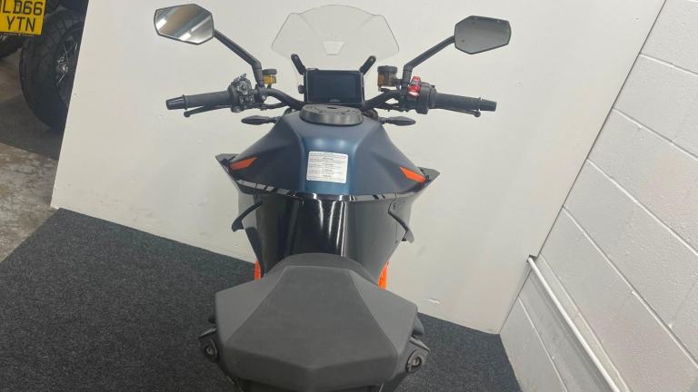 KTM 1290 SUPERDUKE R ** ONE OWNER - TAIL TIDY - JUNE 26 MOT **