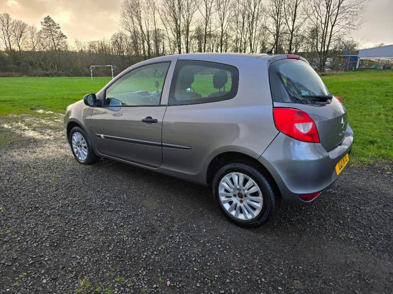 CLIO 1.2 3DR EXTREME GOOD MILES GOOD MOT DRIVES WELL LOVELY CONDITION 