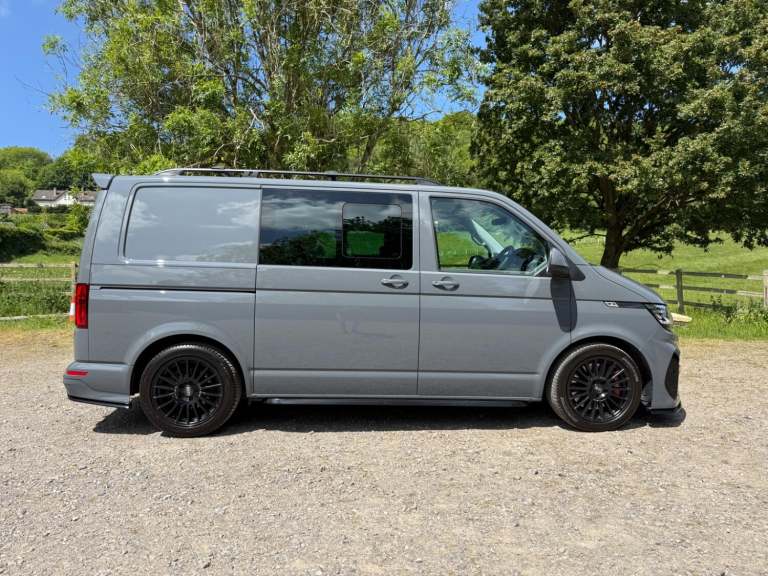 VW Transporter T32 Kombi 204 DSG Highline, Huge Spec, Genuine Leighton Van Model