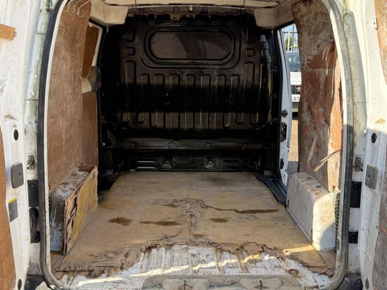 2016 Nissan NV200 1.5 dCi Acenta Van CAR DERIVED VAN DIESEL Manual