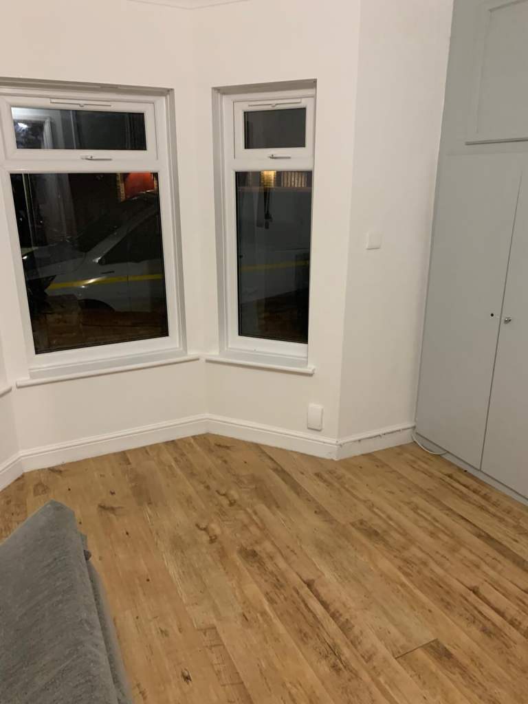 5 Bedroom house in Walthamstow E176JX, close to Blackhorse Station.