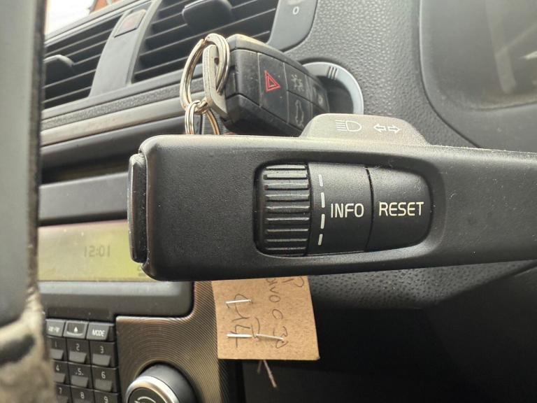 2010 Volvo C30 1.6 R DESIGN 3dr HATCHBACK PETROL Manual