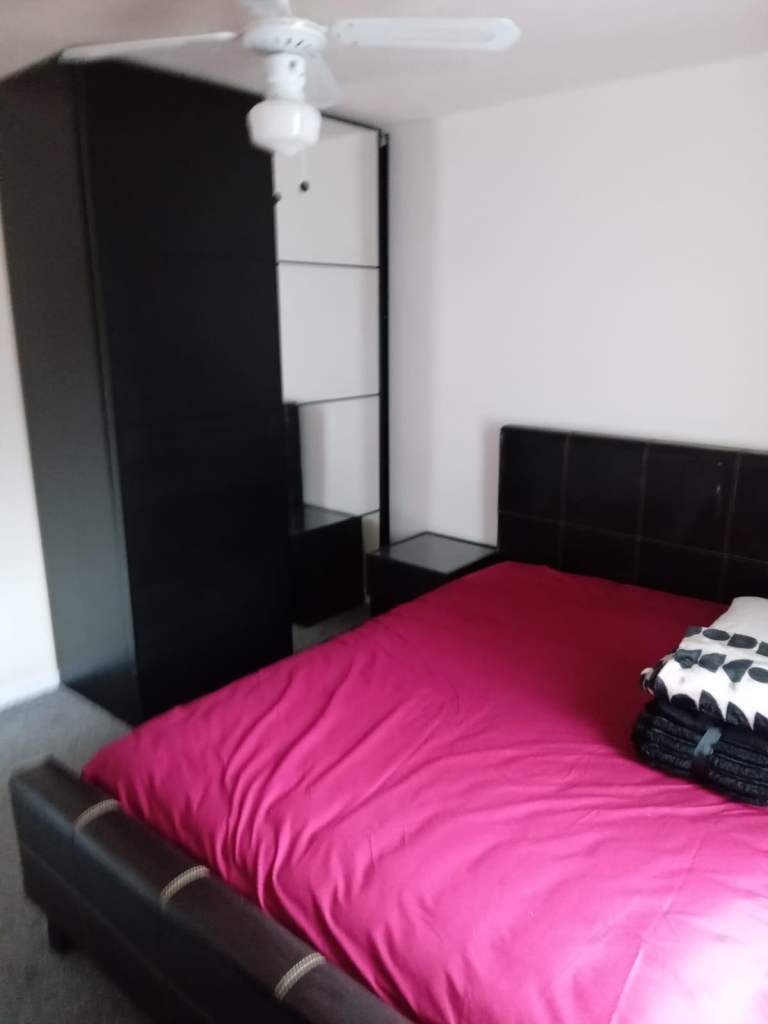 Double room to rent in nn35