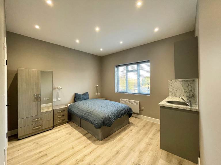 Room to rent, Hobleythick Lane, Southend on Sea, SS0 0RJ 