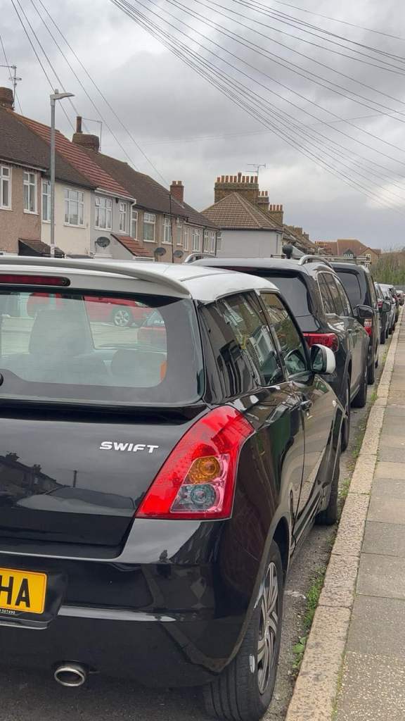 Suzuki, SWIFT, Hatchback, 2010, Manual, 1328 (cc), 3 doors
