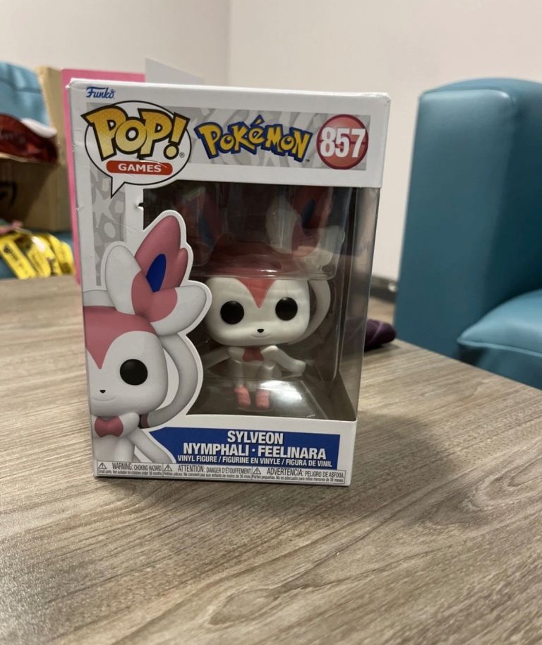 Sylveon funk pop 