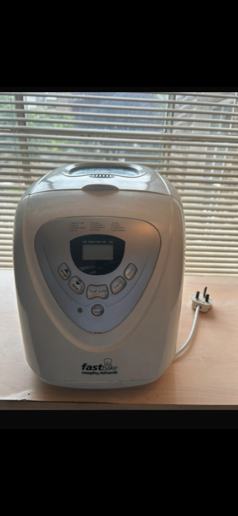 Bread maker Morphy Richards 