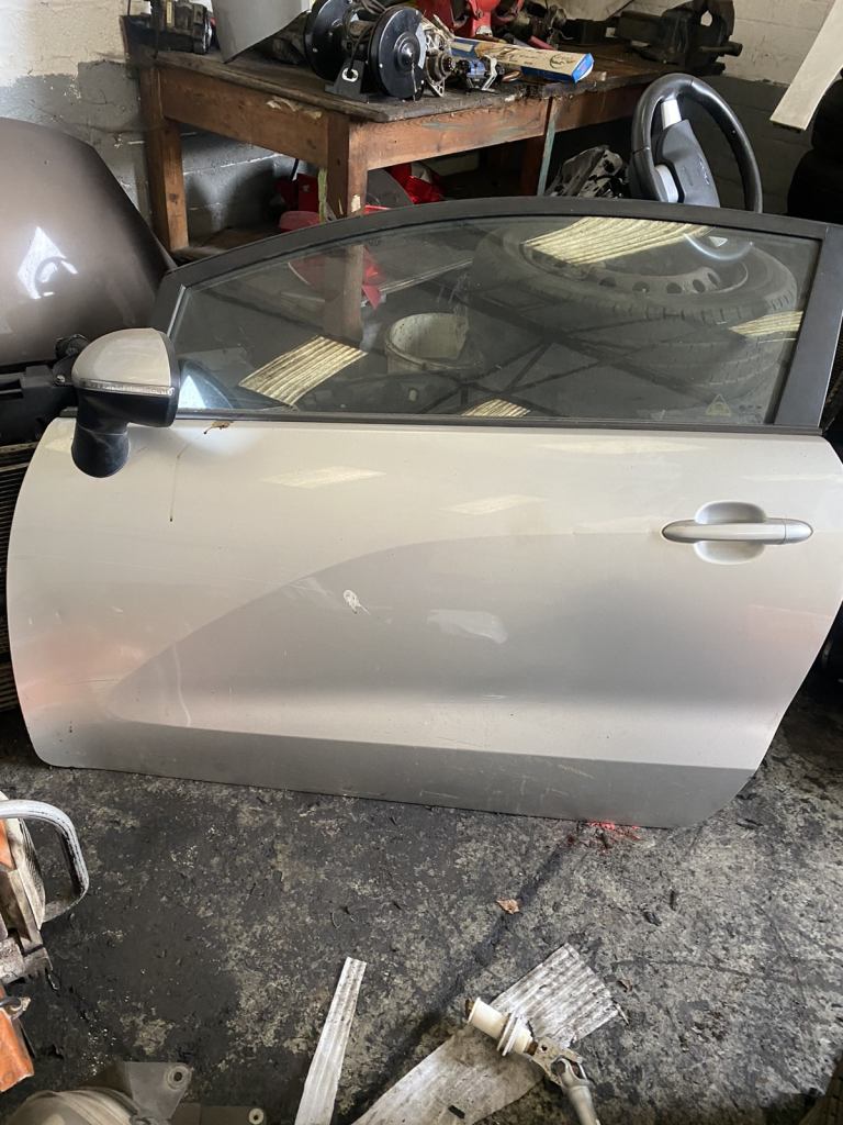 Kia Rio front doors 2016