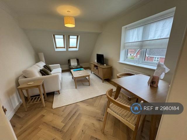2 bedroom flat in The Mariners, Lytham, FY8 (2 bed) (#2980184)